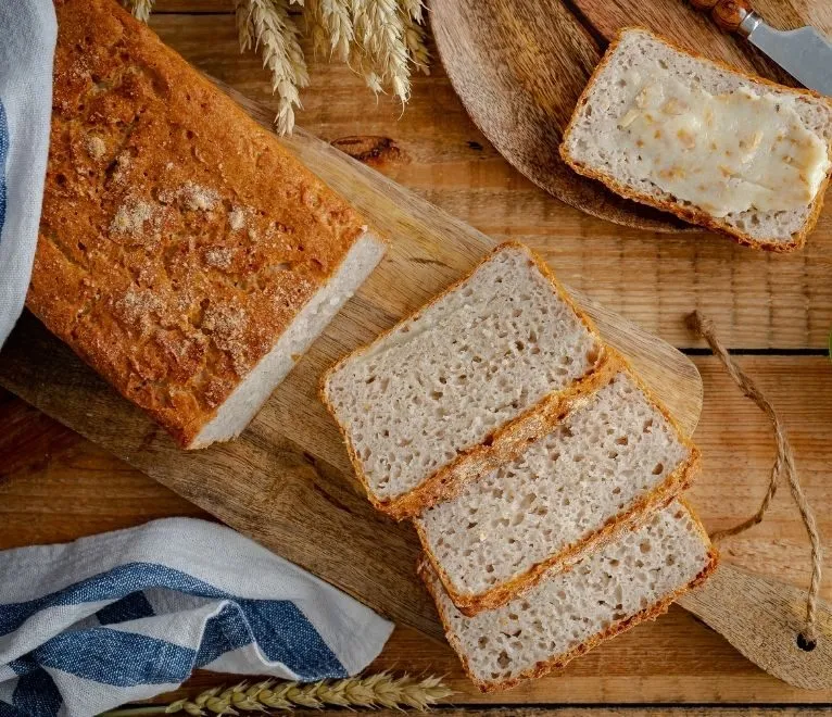 domowy chleb bezglutenowy przekr&oacute;j