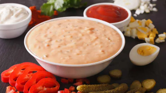 ingr&eacute;dients sauce fum&eacute;e maison mayonnaise paprika fum&eacute; ail oignon