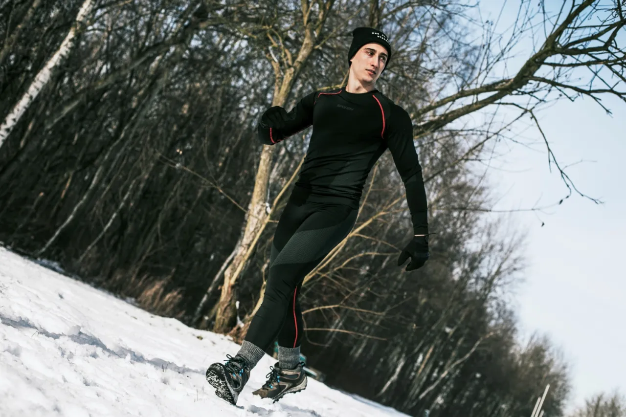 bawełna vs termoaktywna narciarstwo r&oacute;żnice