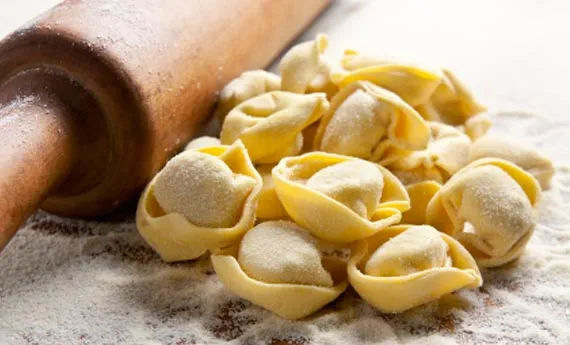 Tortellini kształt pępka Wenus
