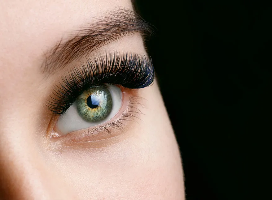 mokre rzęsy długie optyczne złudzenie