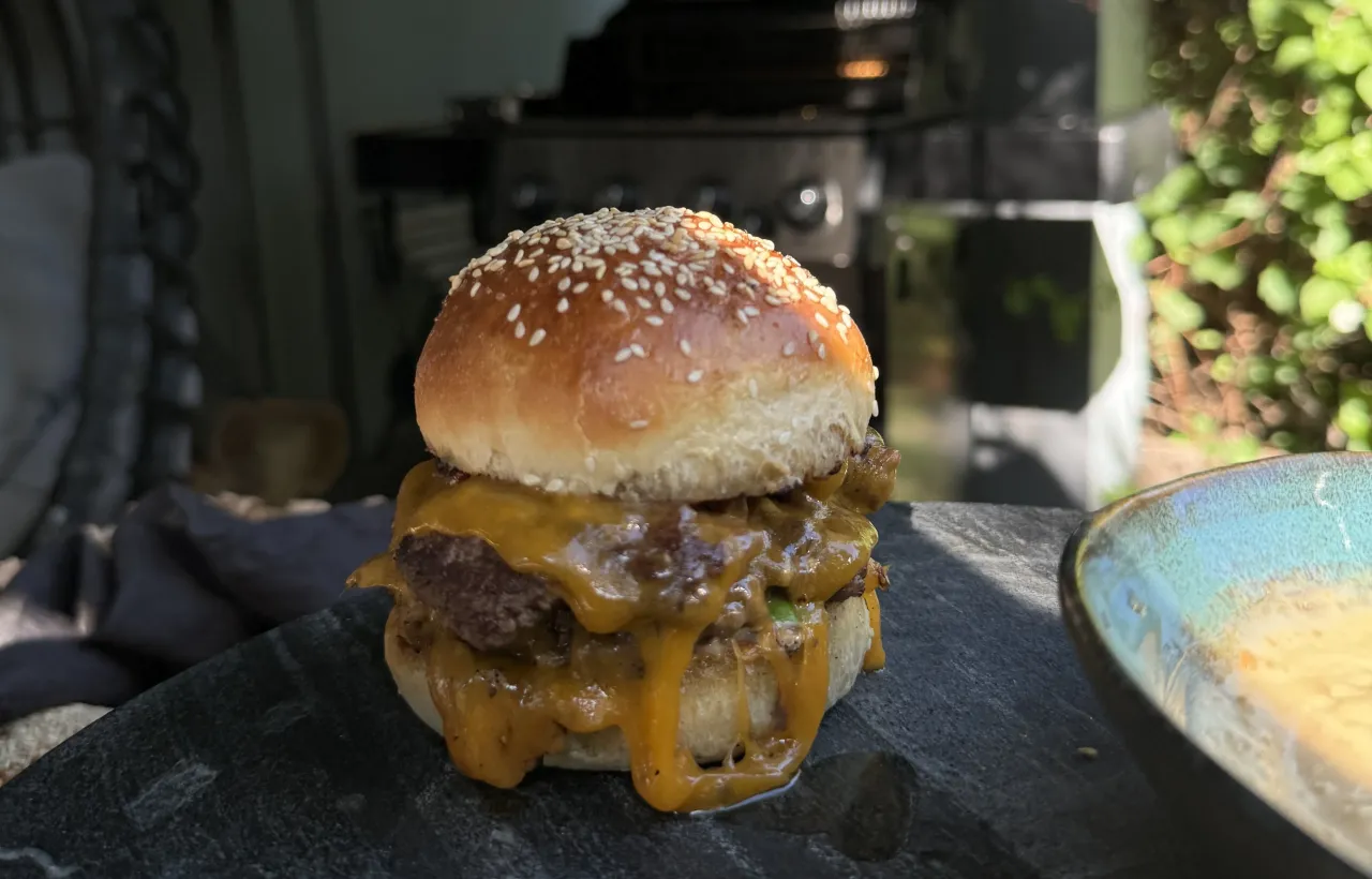 burger z masłem w środku