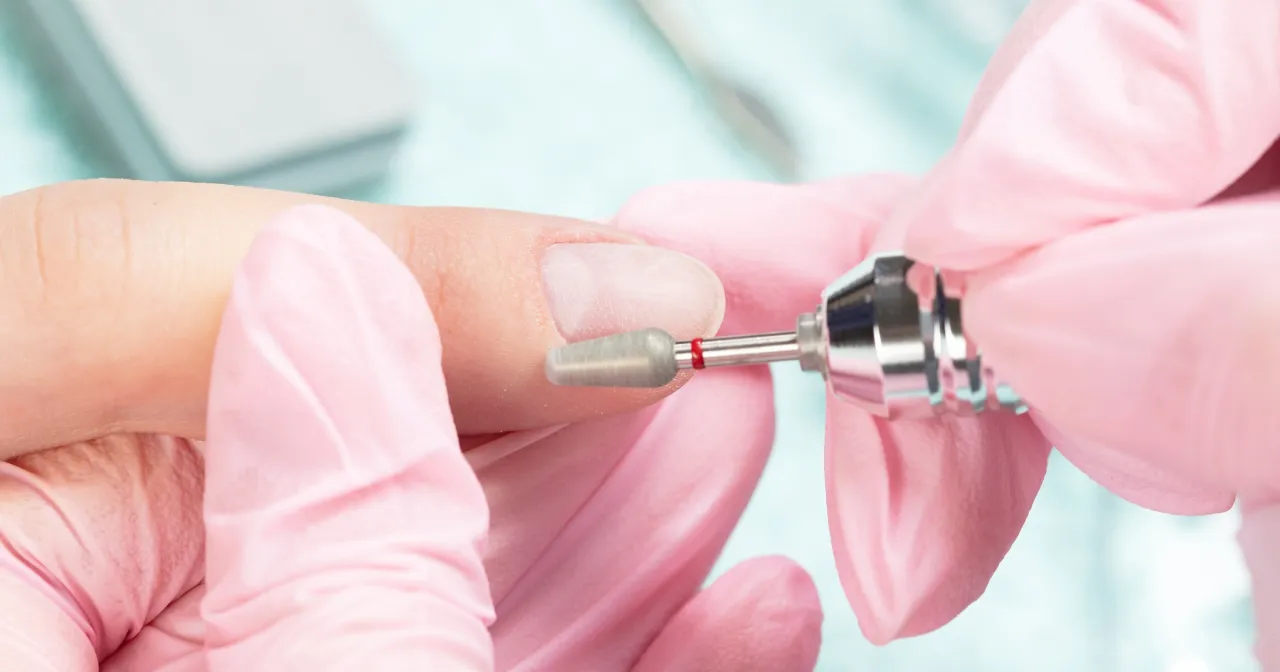 frezarka do paznokci jak działa