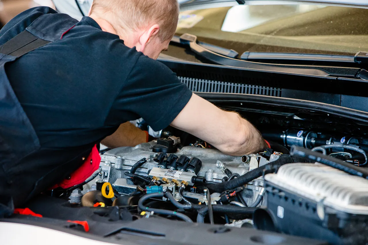 Mechanik instalacji LPG