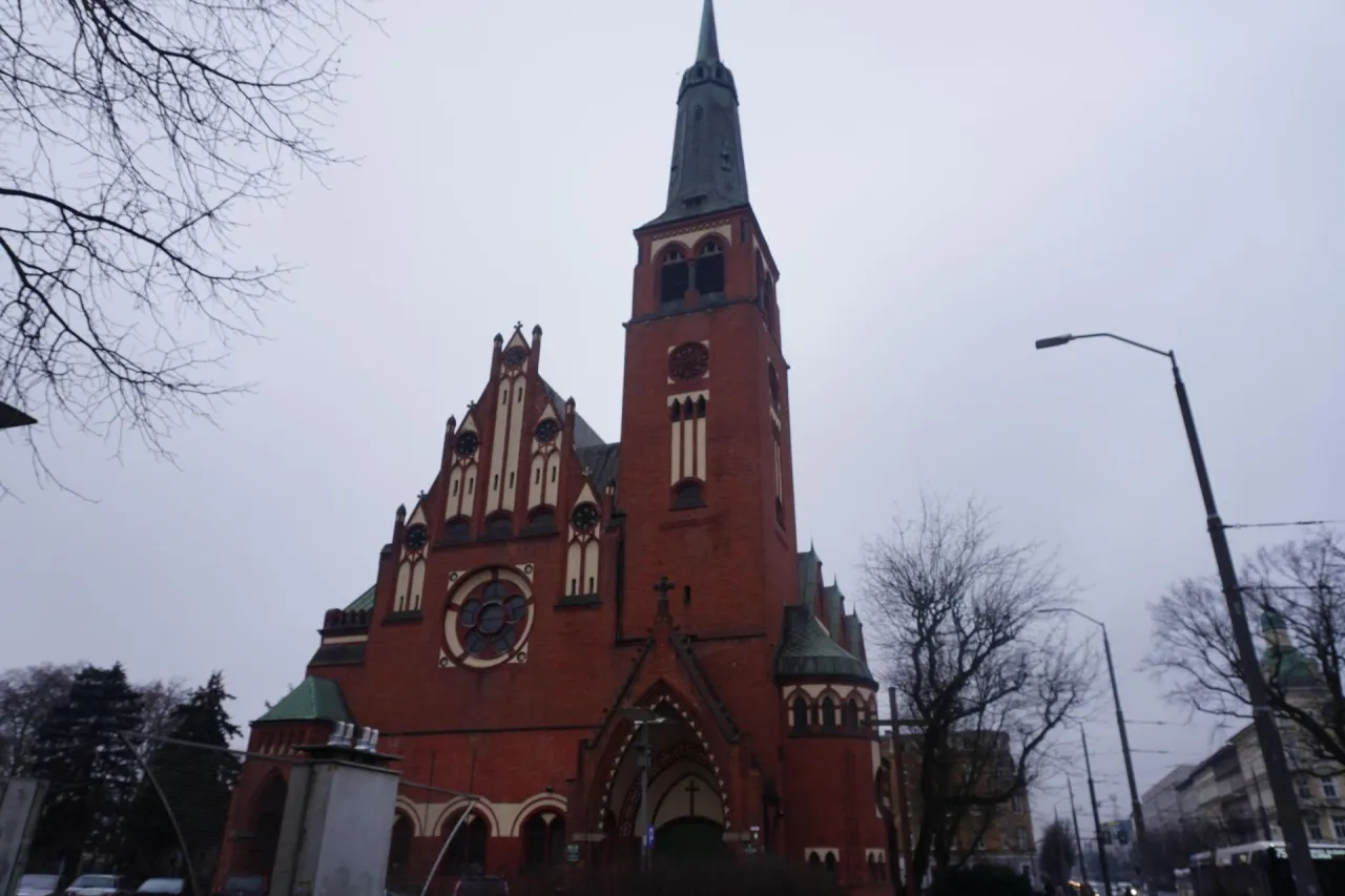 panorama Szczecina z kościołami