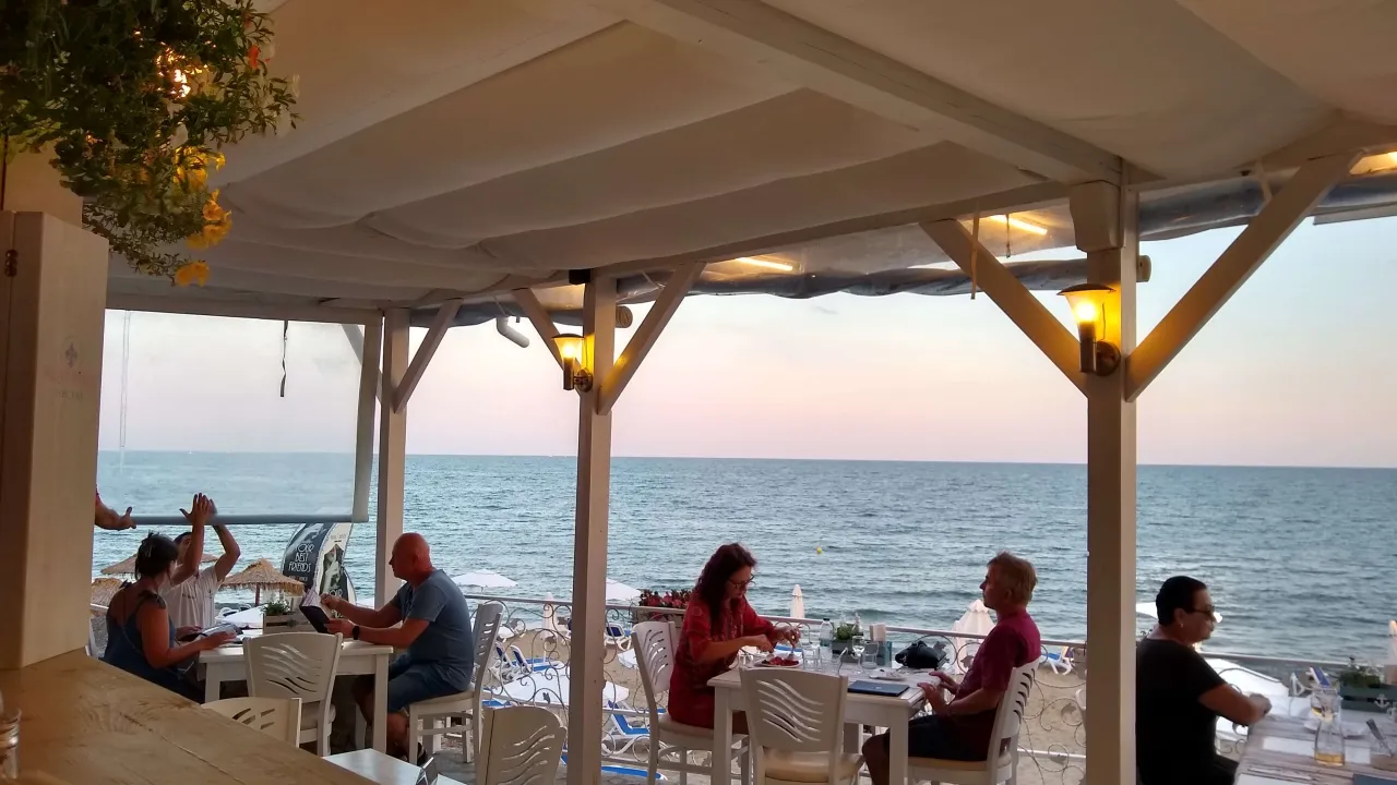 Tradycyjna bułgarska restauracja Słoneczny Brzeg