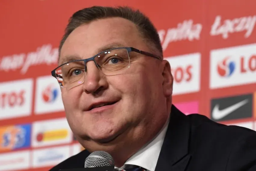 Zdjęcie Ile zarabia trener reprezentacji Polski? Zaskakujące różnice w wynagrodzeniu