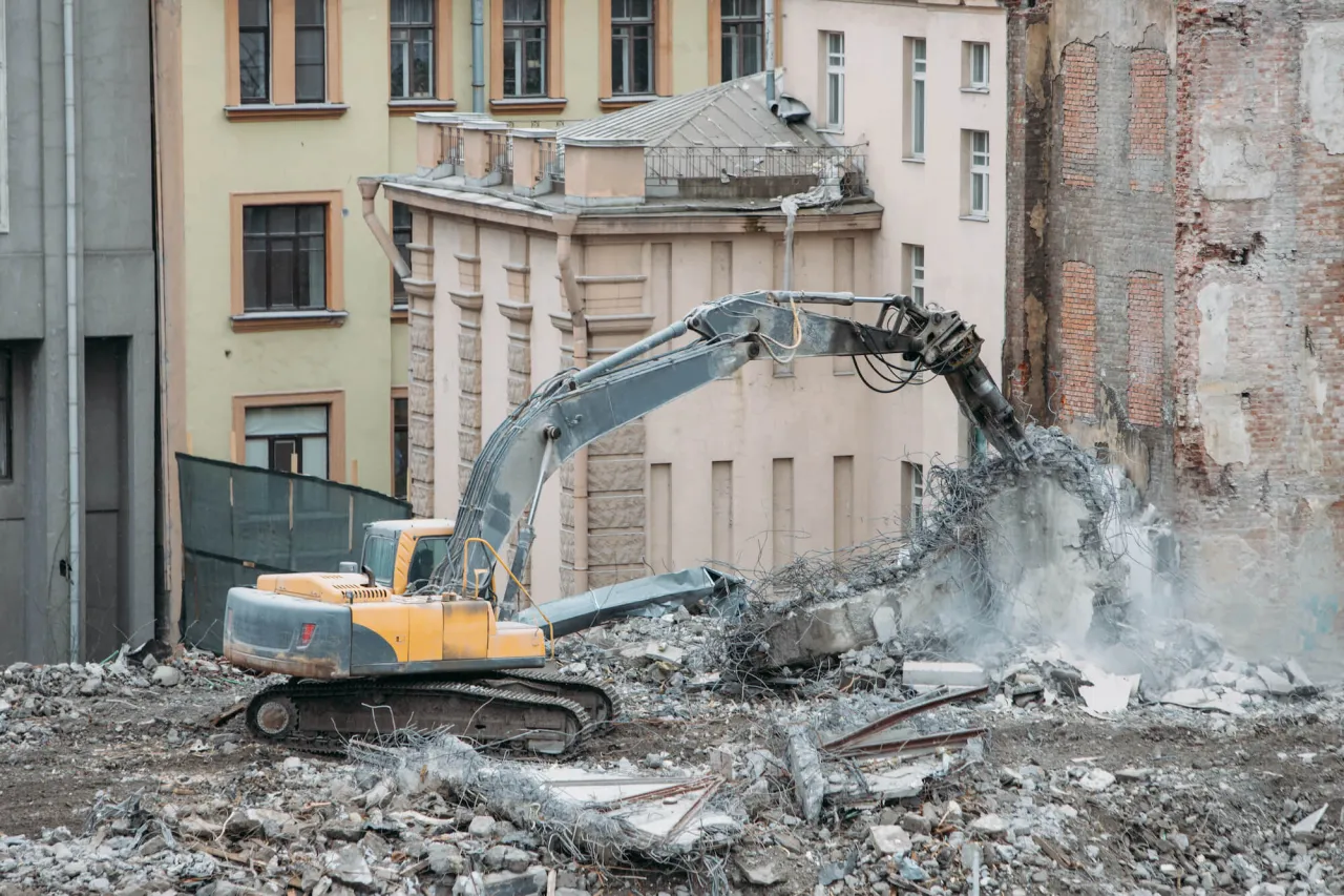 Zdjęcie Budynek do rozbiórki: prawa lokatorów i obowiązki właściciela