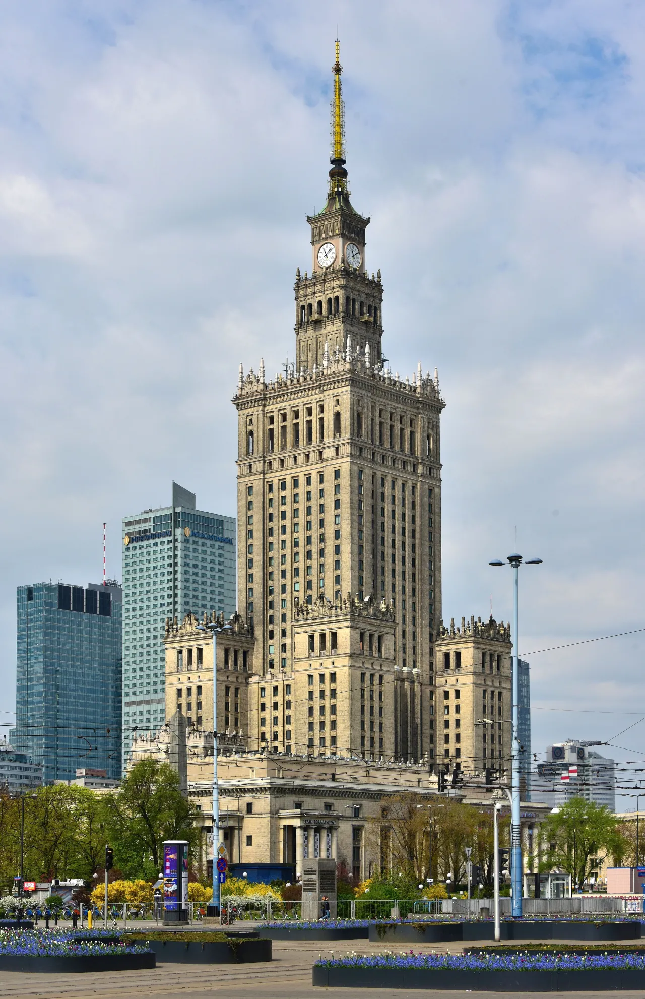 Zdjęcie Jak wejść do teatru 6 piętro w Pałacu Kultury i Nauki w Warszawie