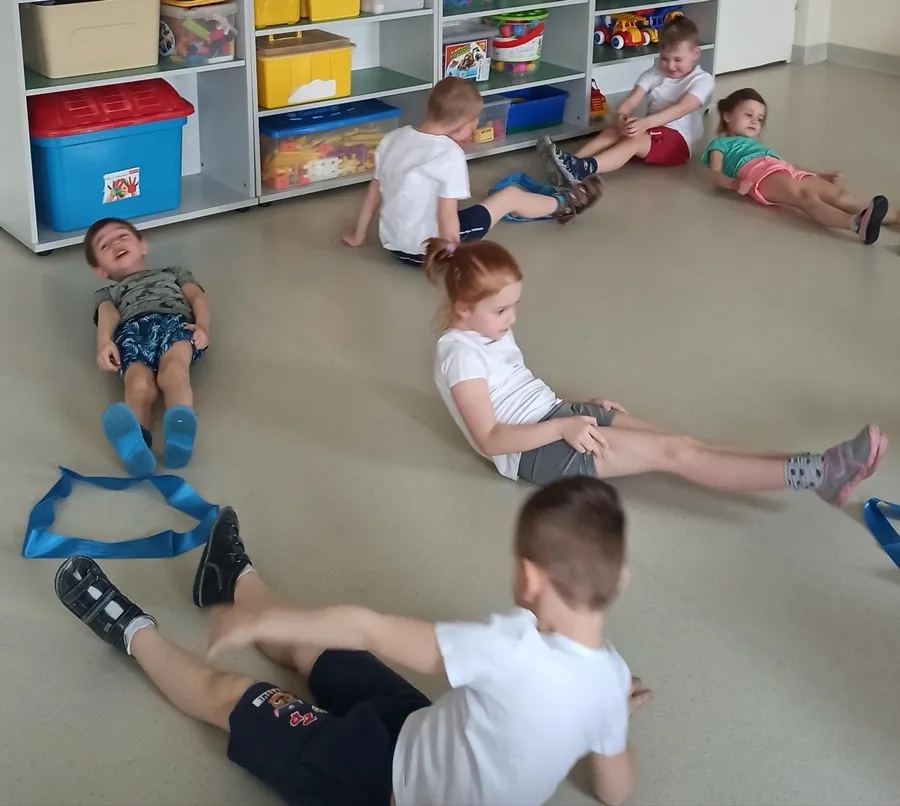 Zdjęcie Zawody sportowe dla dzieci i rodziców w przedszkolu – radość i rozwój
