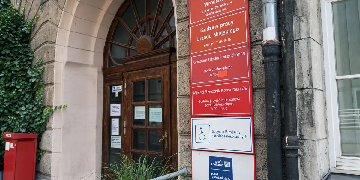 Zdjęcie Gdzie złożyć wniosek o dofinansowanie uchodźcy? Sprawdź, jak to zrobić.