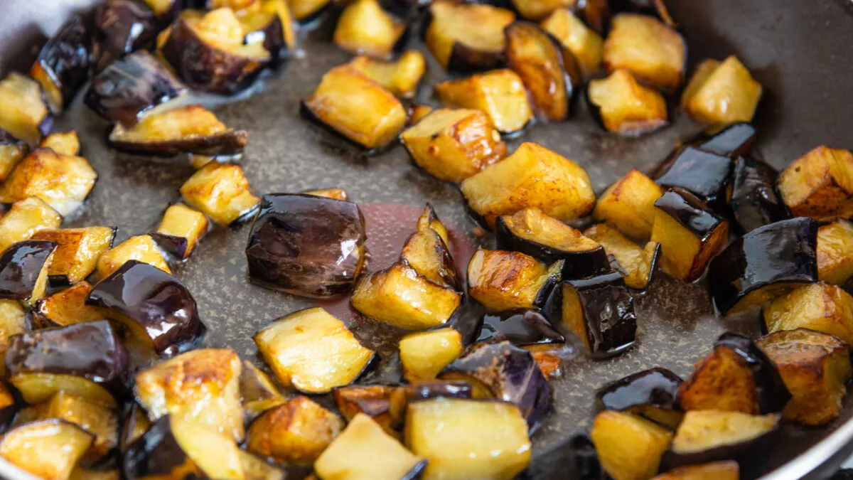 Zdjęcie Aubergines grill&eacute;es &agrave; la po&ecirc;le : Le secret d'une cuisson parfaite