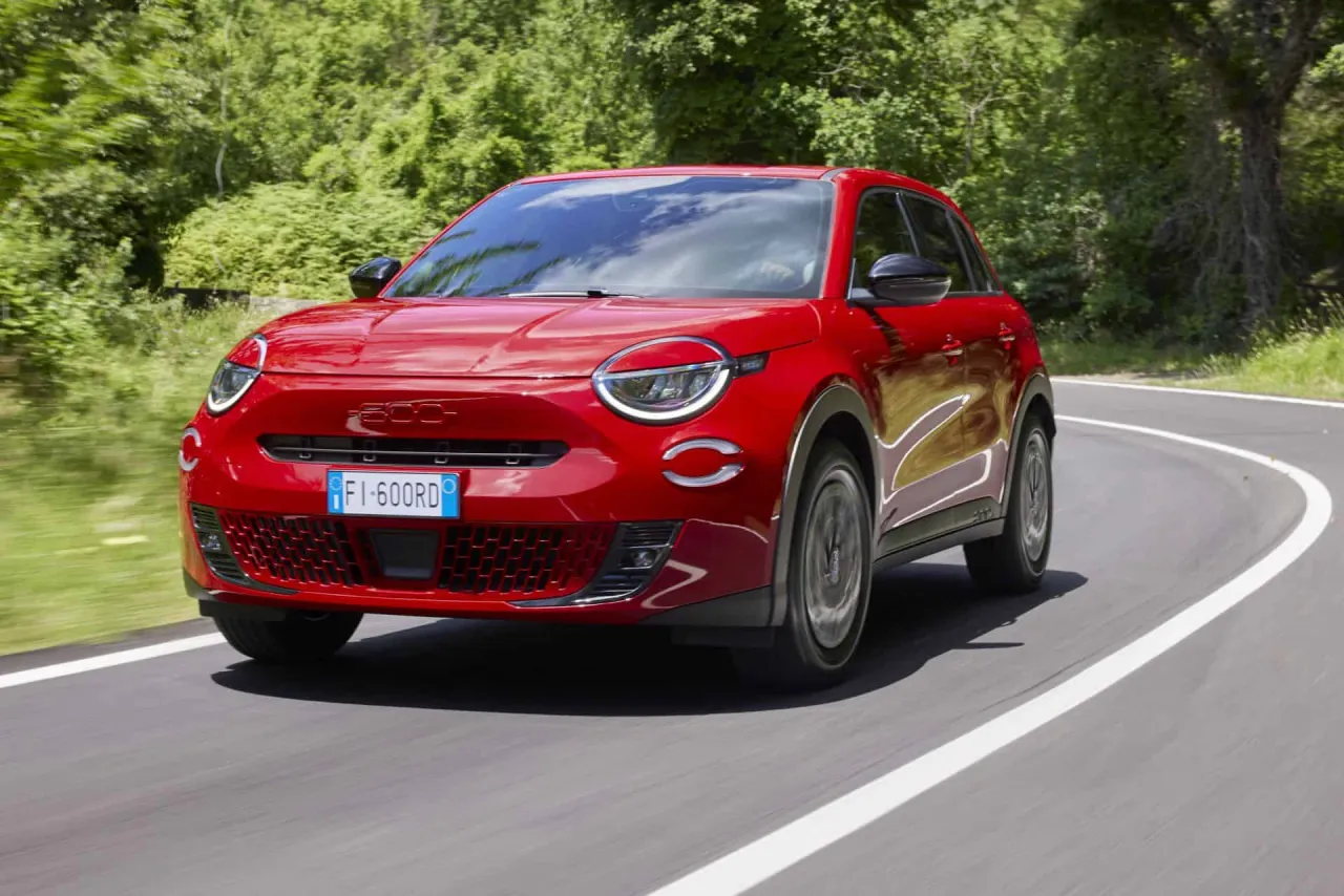 Zdjęcie Fiat jak Ferrari: niesamowite powiązania i wspólne modele samochodów