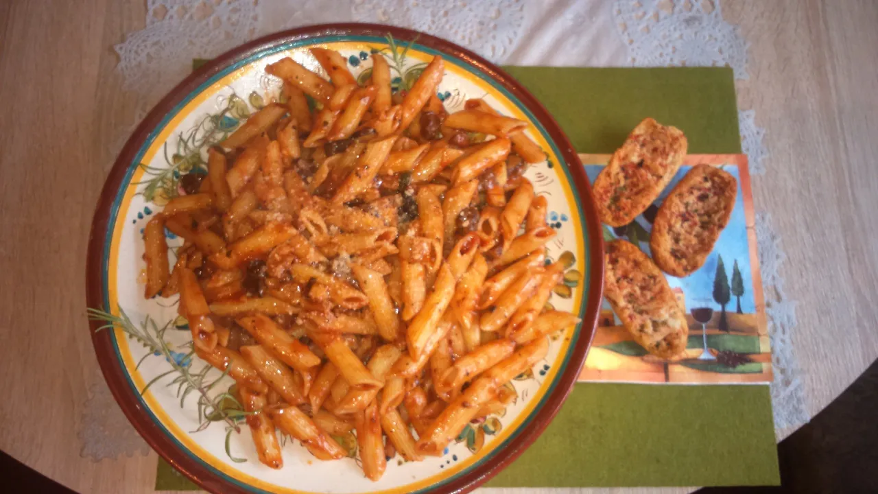 Zdjęcie Penne con crimini: prosty przepis na pyszne danie z grzybami crimini