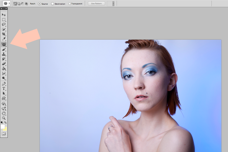 Zdjęcie Jak wygładzić sk&oacute;rę w Photoshopie: Naturalny retusz krok po kroku