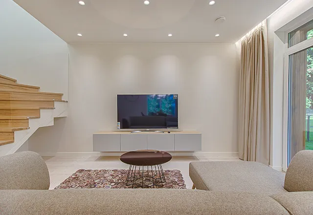 Zdjęcie Jak zrobić podwieszany sufit w salonie: 10 kroków do sukcesu