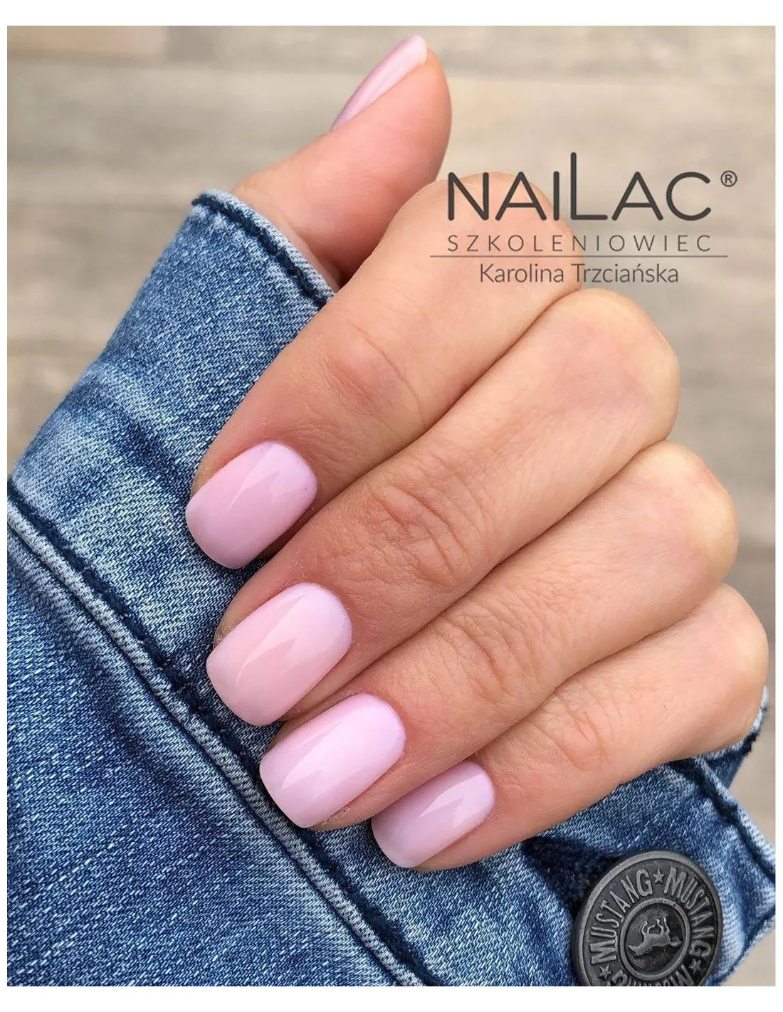 Zdjęcie Jaki lakier do french manicure? Wybierz idealny dla siebie