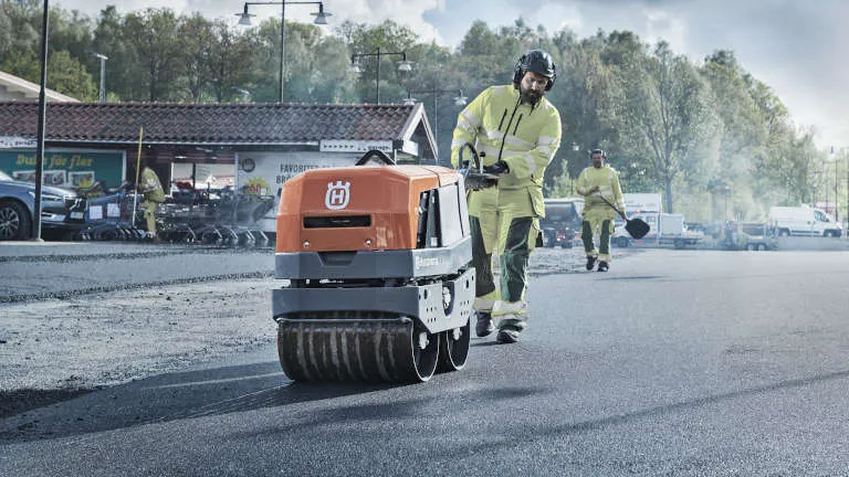 Zdjęcie Ile asfaltu na m2 - oblicz dokładnie potrzebną ilość materiału