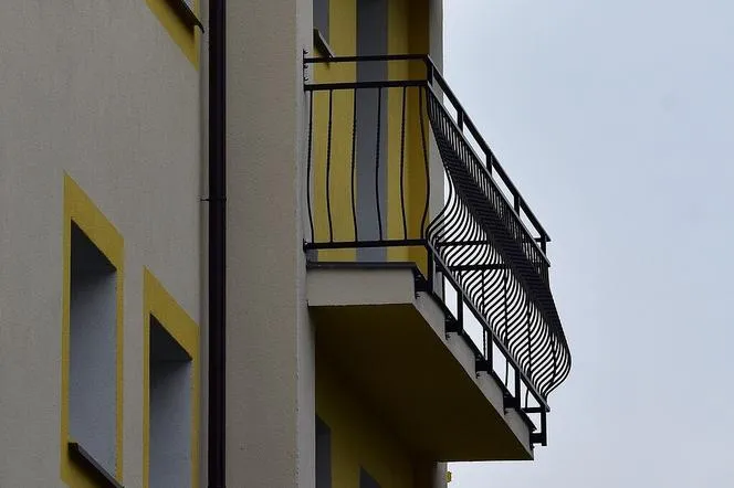 Zdjęcie Czym pomalować balkon, aby uniknąć kosztownych błędów malarskich?