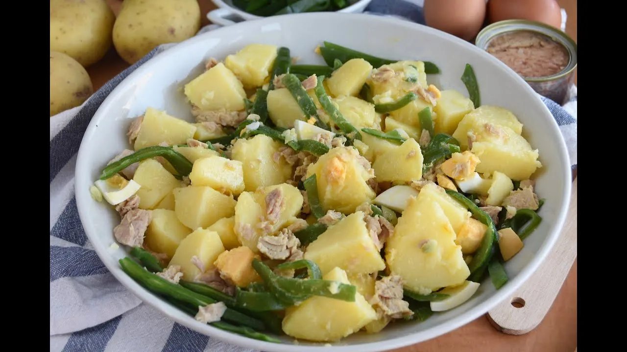 Zdjęcie Ensalada de patatas y judías verdes: receta fácil y saludable para disfrutar