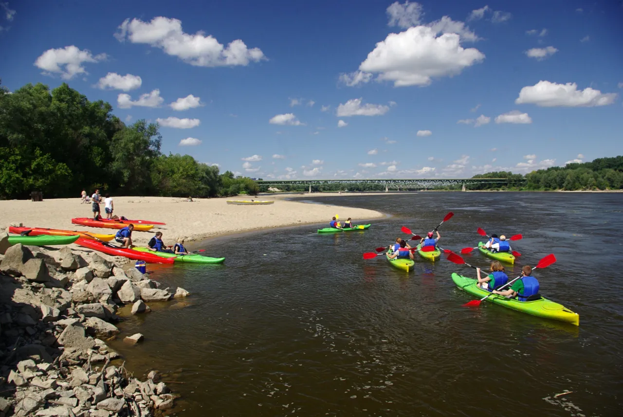 Zdjęcie Ile dni na spływ Wisłą kajakiem? Plan od 6 do 40 dni!