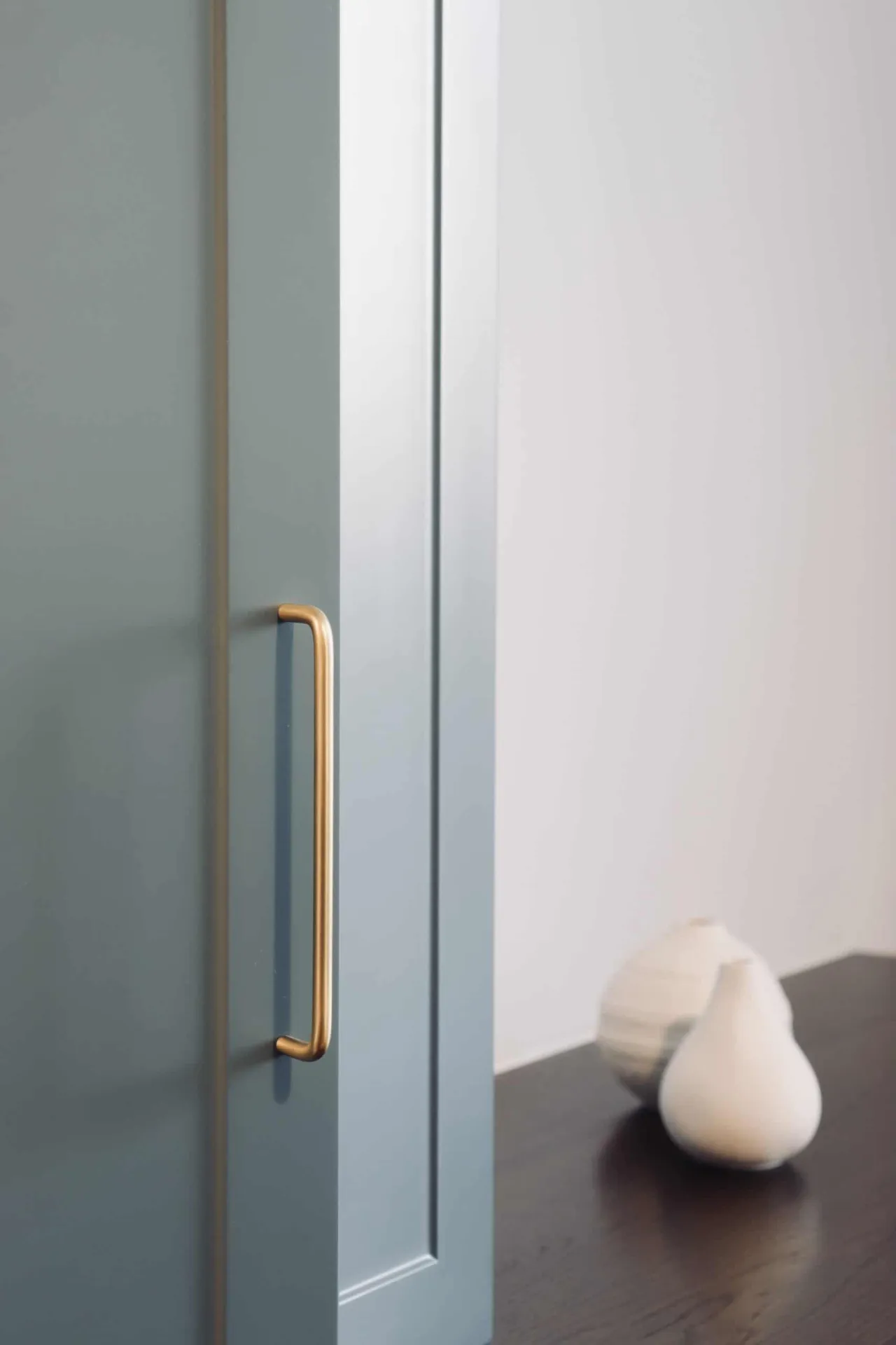 Zdjęcie Jak zamontować uchwyty do szafek IKEA - uniknij najczęstszych błędów
