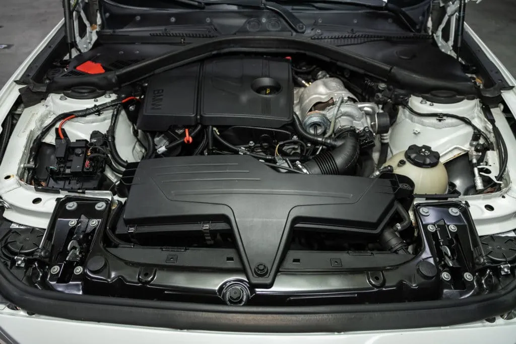 Zdjęcie Das richtige Motoröl für Ihren BMW 116i: Empfehlungen und Tipps