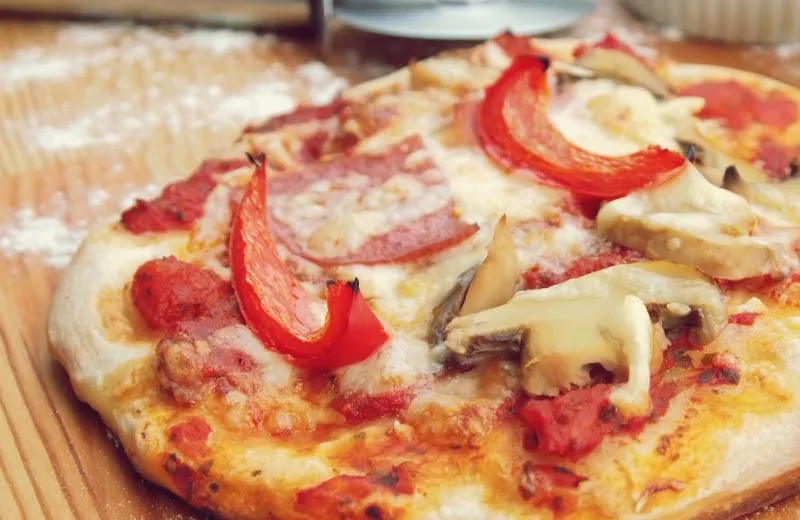 Zdjęcie Gdzie zjeść w Rowach? Odkryj najlepsze lokale i smaki nad morzem