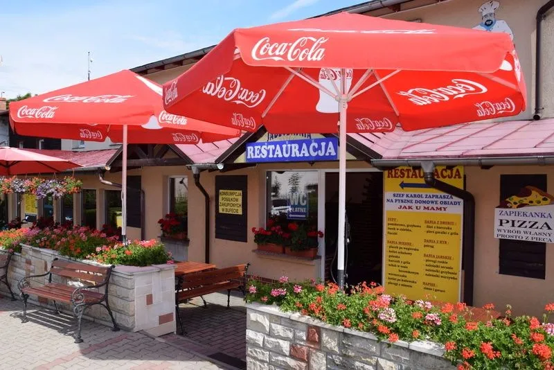 Zdjęcie Gdzie zjeść w Karłowie? Odkryj najlepsze lokalne restauracje