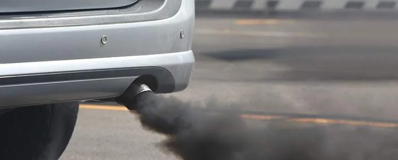 Zdjęcie Dlaczego diesel kopci przy przyspieszaniu? Odkryj przyczyny problemów