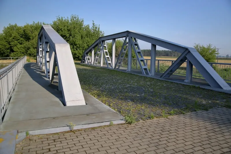 Pierwszy spawany most w Maurzycach