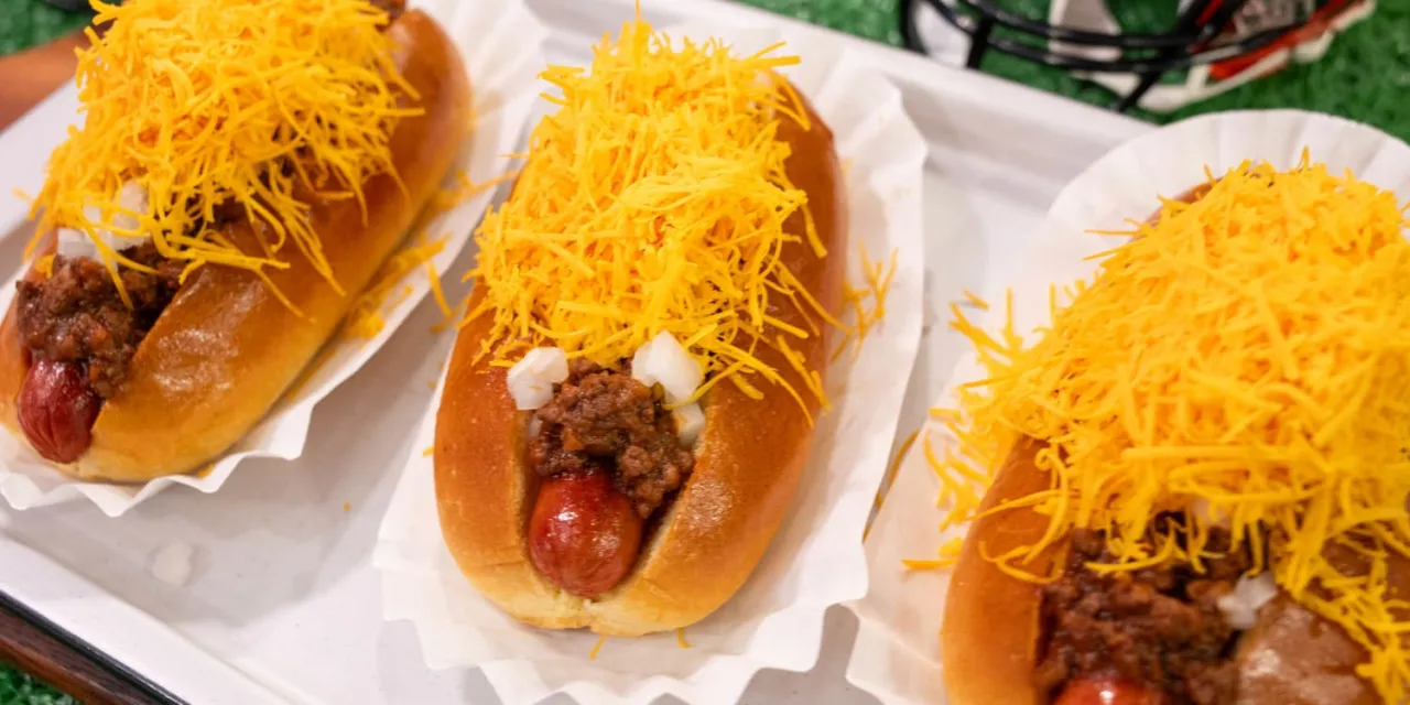 Cincinnati Coney hot dog