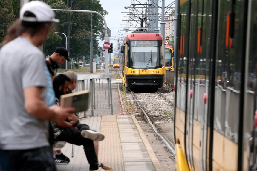 komunikat ztm utrudnienia warszawa