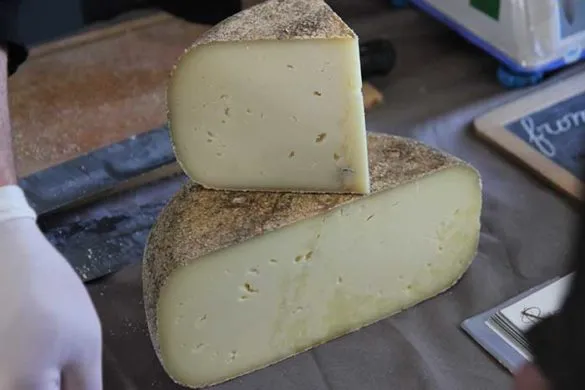 Zdjęcie Najpopularniejsze sery francuskie – poznaj ich wyjątkowe smaki i historie