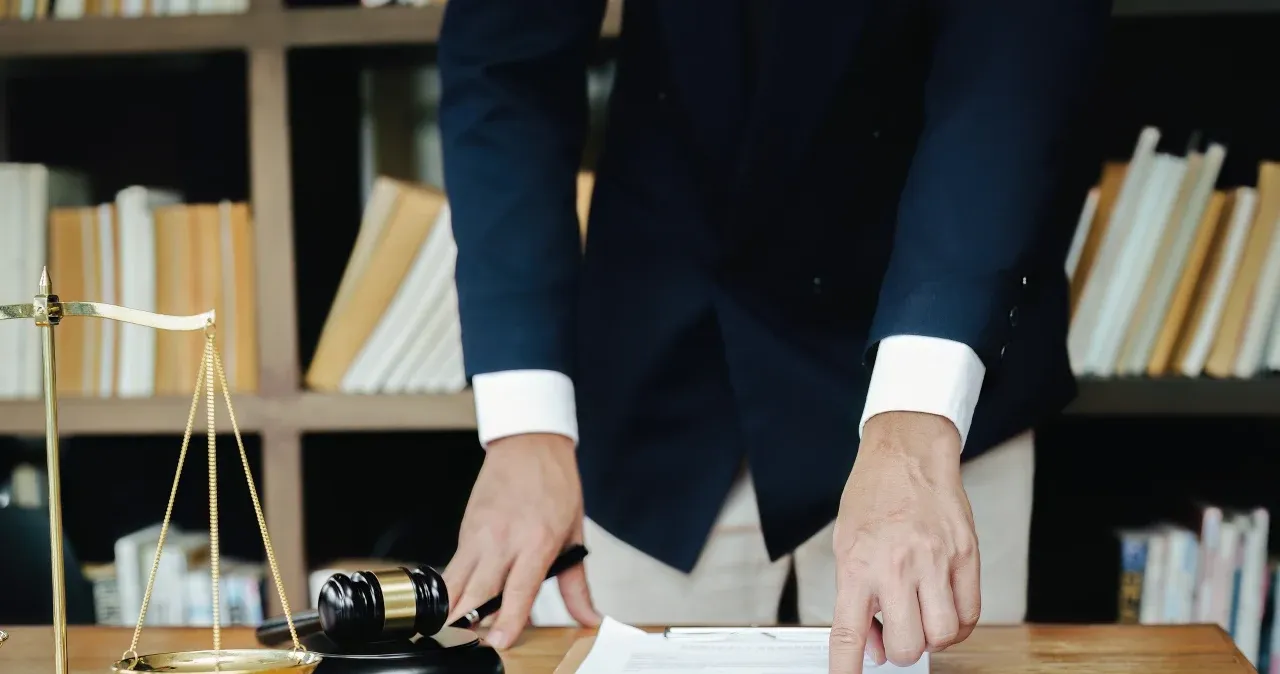 Zdjęcie Ile kosztuje testament z wydziedziczeniem? Sprawdź ukryte opłaty