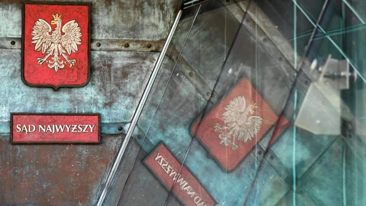 Symbole ochrony prywatności i tajemnicy sąd