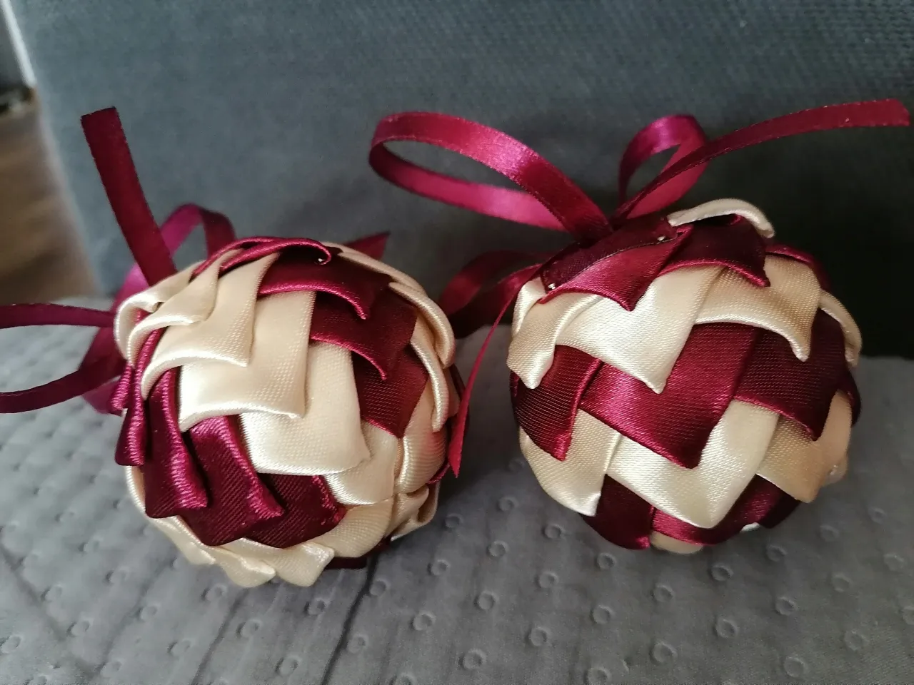 ozdoby ze wstążki na różne okazje