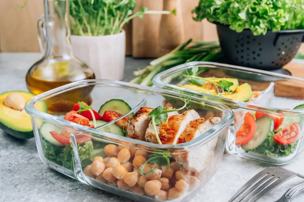 zdrowe posiłki po treningu na redukcji, przykłady posiłków potreningowych