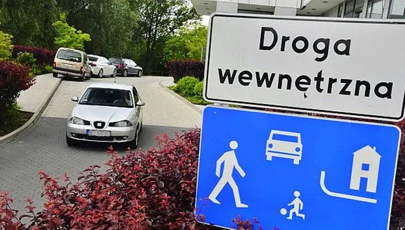 nielegalny znak drogowy osiedle