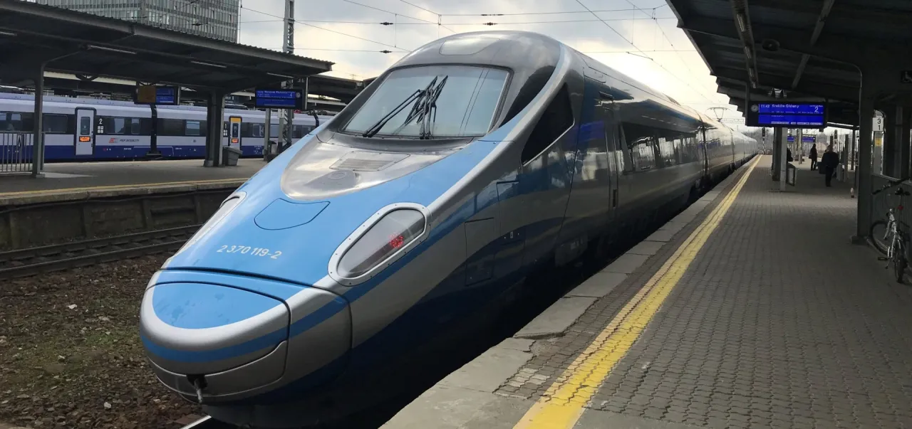 por&oacute;wnanie bilet&oacute;w PKP Intercity Pendolino IC TLK