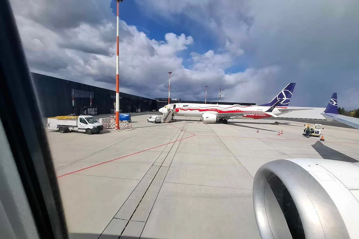 Lotnisko Radom samoloty pasażerskie