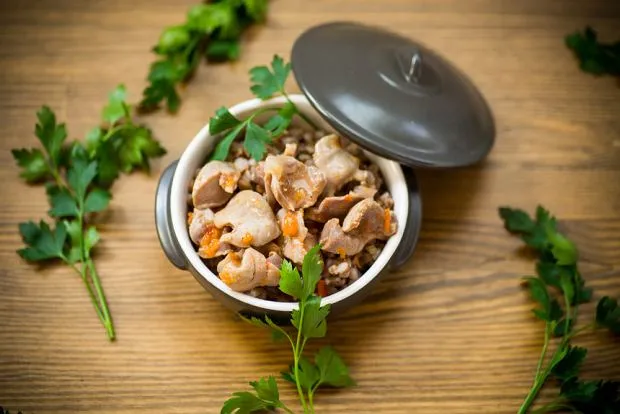 czyszczenie i gotowanie żołądków drobiowych