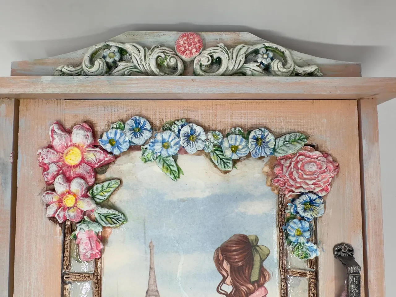 przykłady szafek na klucze decoupage shabby chic