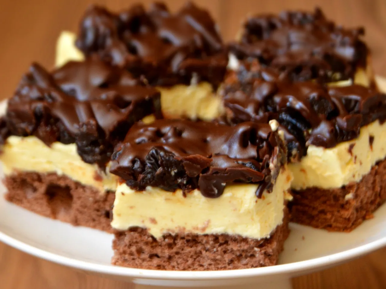 ciasto śliwka w czekoladzie z kruszonką i polewą