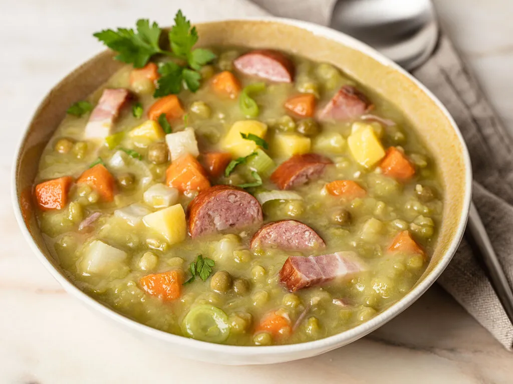 Zutaten f&uuml;r Erbsencremesuppe