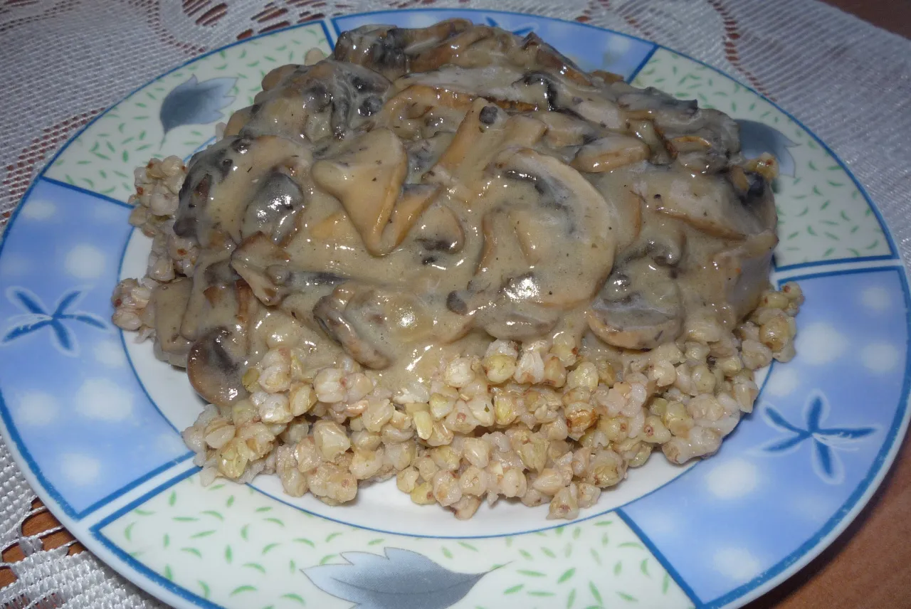 Sos pieczarkowy do kaszy