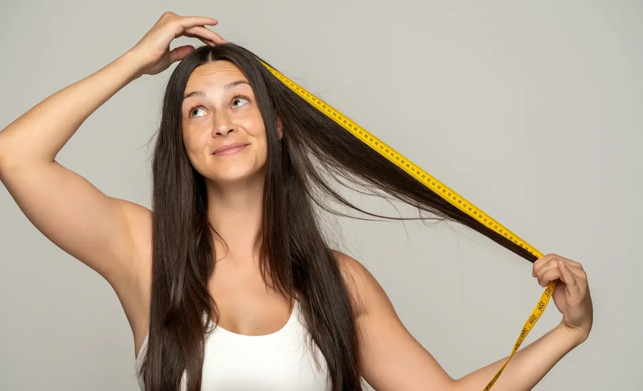 czynniki wpływające na wzrost włos&oacute;w genetyka hormony