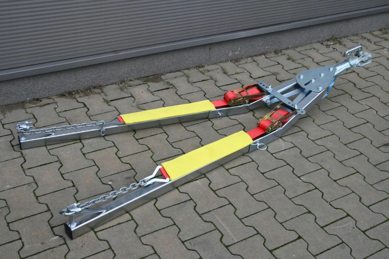 holowanie samochodu laweta motyl holowniczy