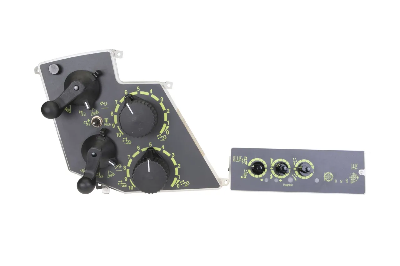 montaż gotowego zestawu EHR w ciągniku