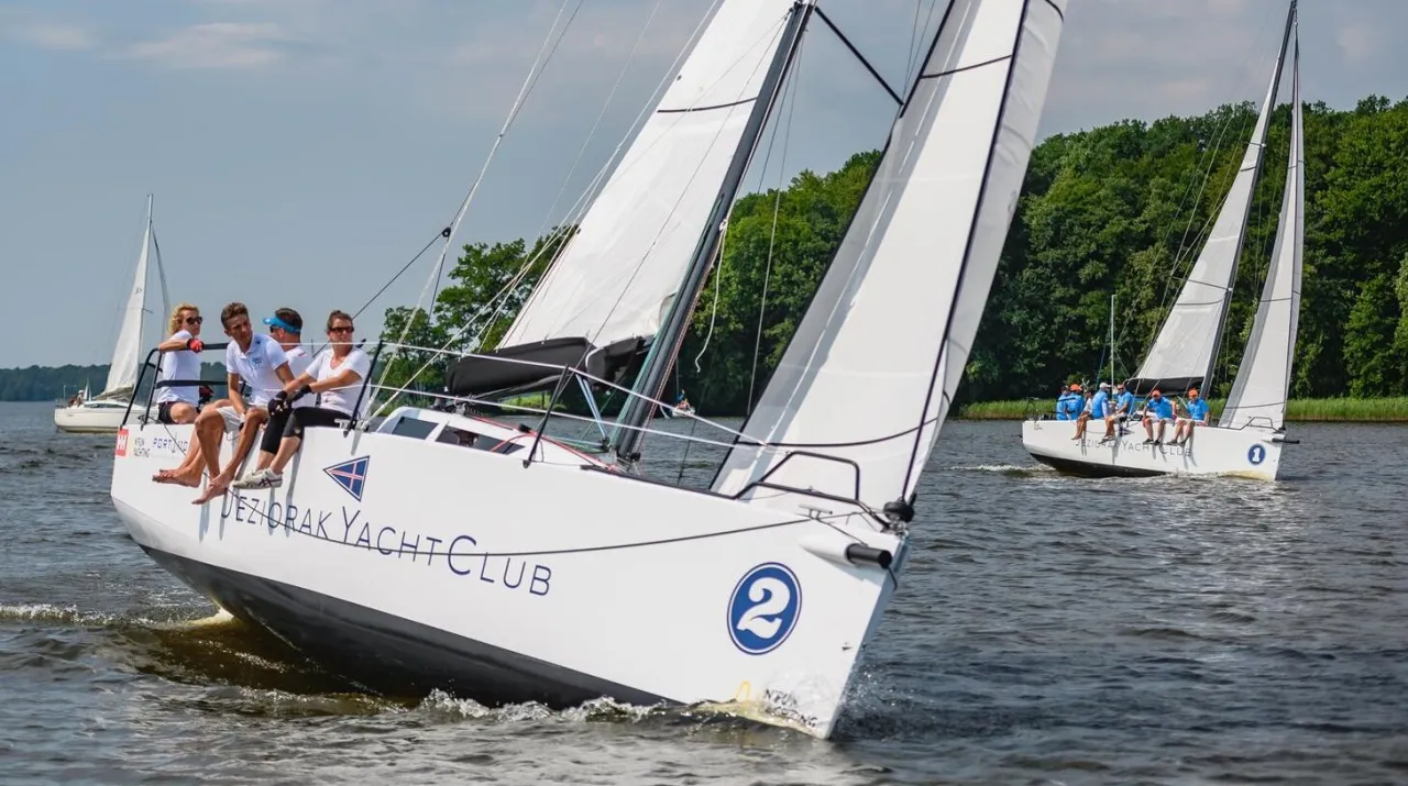Jeziorak żeglarstwo